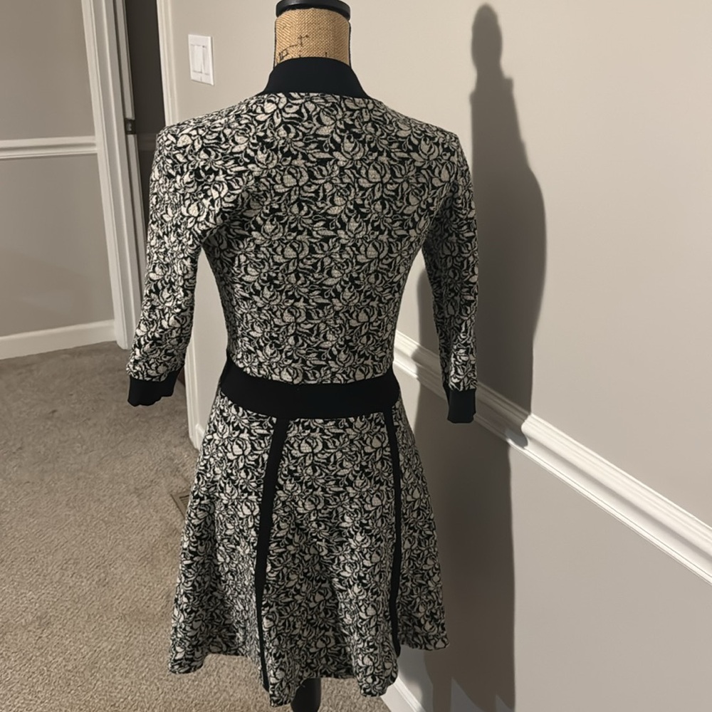 Paul & Joe size small Black and Cream Floral Long Sleeve Dress - Picture 5 of 6